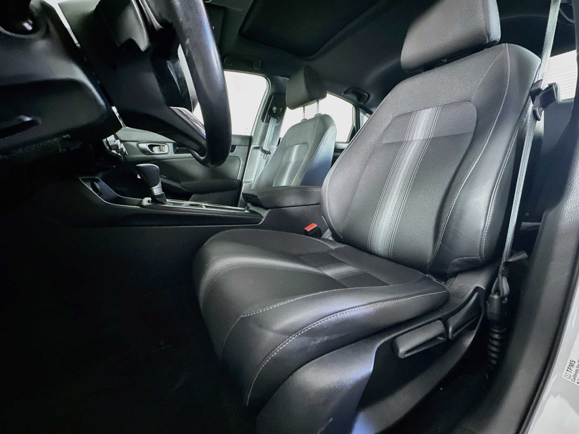 Used 2025 Honda Civic Sport image 13