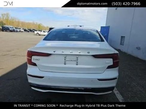 Used 2023 Volvo S60 T8 Plus image 5