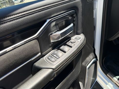 Used 2022 RAM 2500 Laramie w/ Night Edition AWD/4WD image 20