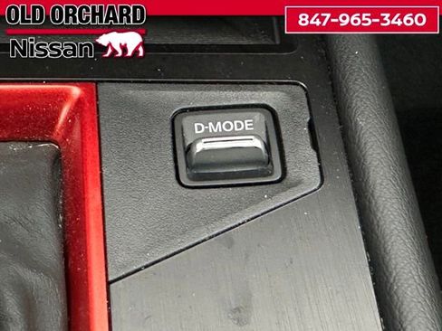 Used 2025 Nissan Kicks SR image 17