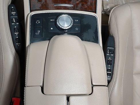Used 2014 Mercedes-Benz E 350 Cabriolet image 29