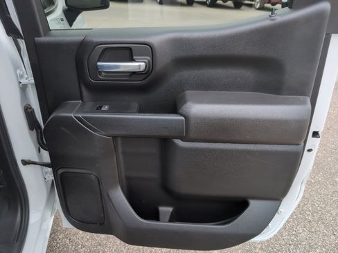 Used 2022 GMC Sierra 1500 Pro w/ Sierra Value Package image 17