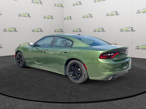 Used 2022 Dodge Charger SXT image 3