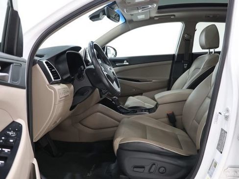 Used 2021 Hyundai Tucson Ultimate w/ Cargo Package AWD/4WD image 17