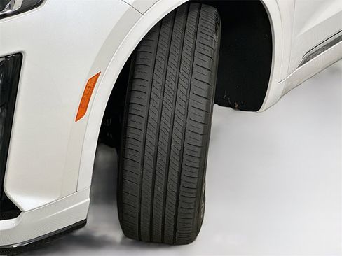 Used 2023 Cadillac XT6 Sport image 25