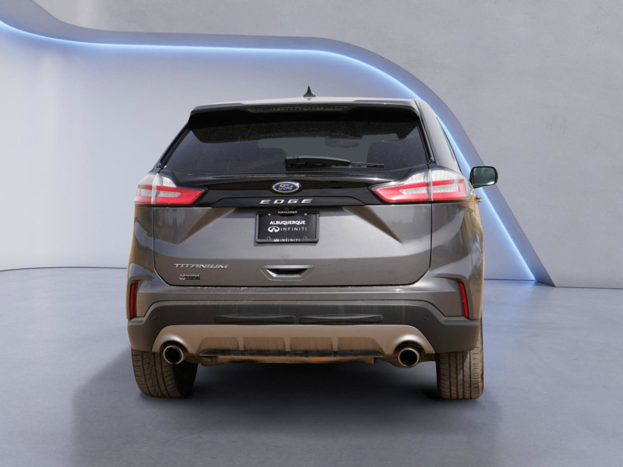 Used 2021 Ford Edge Titanium FWD image 8