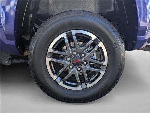 Used 2025 Toyota Tacoma TRD Sport AWD/4WD image 23