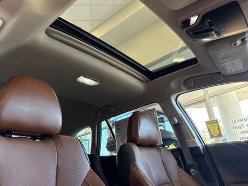 Certified 2022 Subaru Outback Touring XT w/ Popular Package #2 image 16