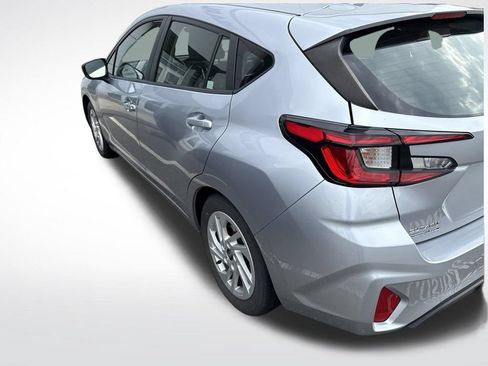 Used 2024 Subaru Impreza 2.0i AWD/4WD image 2