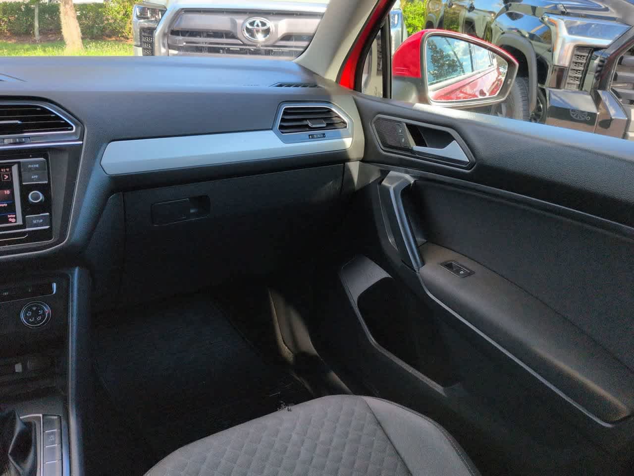 Used 2019 Volkswagen Tiguan S w/ Driver Assistance Package FWD image 17