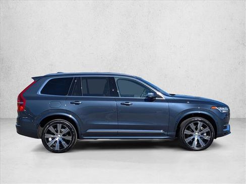 Used 2025 Volvo XC90 T8 Ultra w/ Protection Package Premier image 4