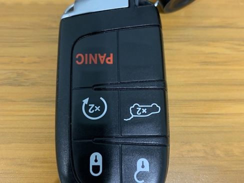 Used 2024 Dodge Durango GT image 55