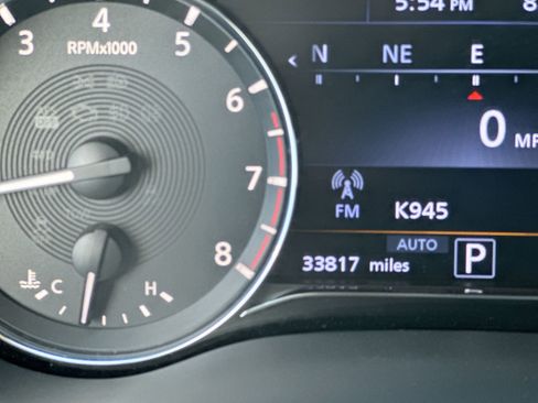 Used 2024 INFINITI QX80 Luxe image 12