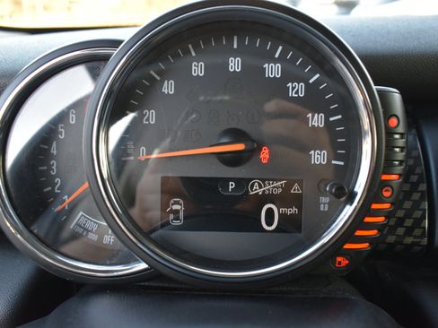 Used 2015 MINI Cooper S image 16