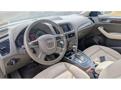 Used 2012 Audi Q5 2.0T Premium image 18