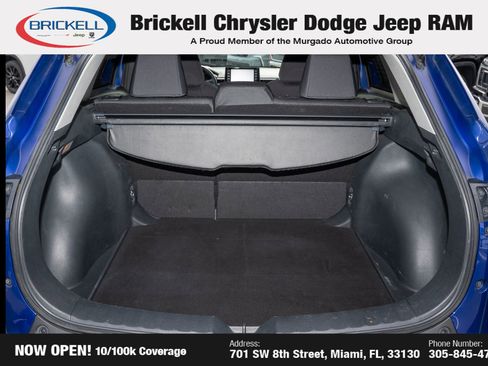 Used 2022 Toyota Corolla Cross LE image 9