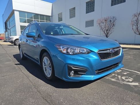 Used 2018 Subaru Impreza 2.0i Premium image 5