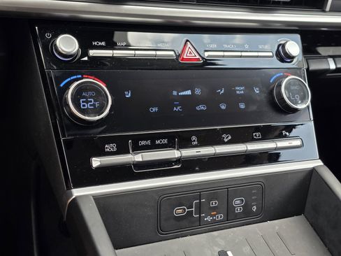 Certified 2024 Hyundai Santa Fe SEL image 20