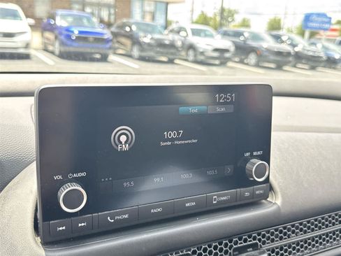 Used 2024 Honda HR-V Sport image 25