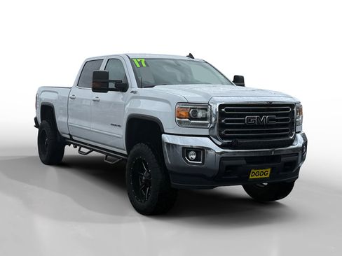 Used 2017 GMC Sierra 2500 SLE w/ HD SLE Preferred Plus Package image 7