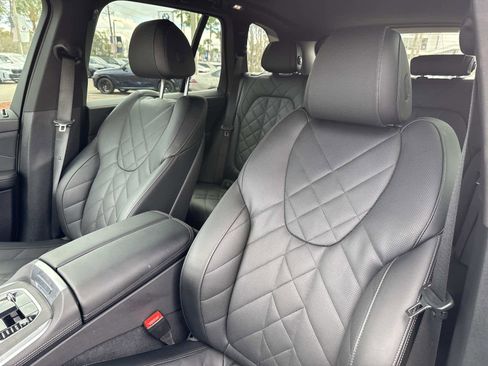 Used 2025 BMW X5 xDrive50e image 21