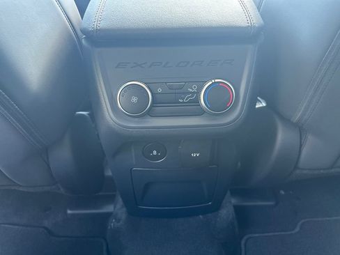 New 2026 Ford Explorer Active w/ Active Comfort Package AWD/4WD image 13