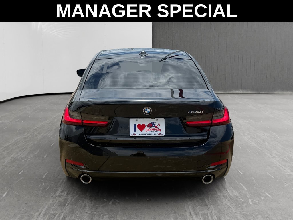 Used 2023 BMW 330i Sedan w/ Convenience Package RWD image 4