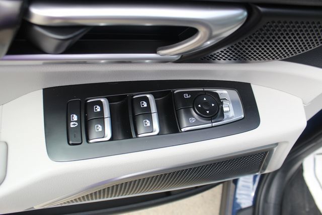 Used 2024 Kia Telluride S w/ S Sunroof Package FWD image 11