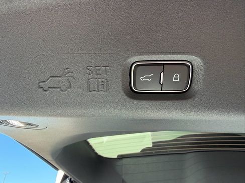 New 2025 Lincoln Navigator L Reserve w/ Jet Appearance Package image 19