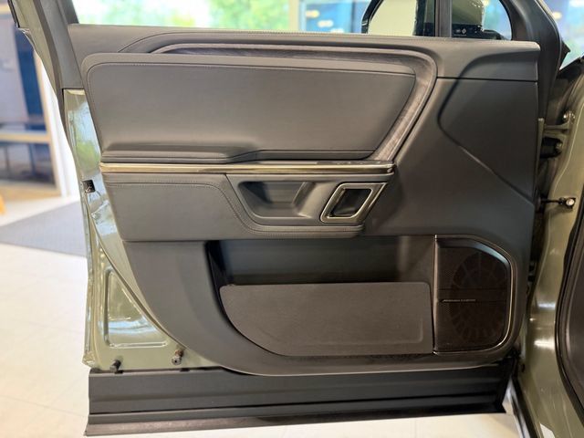 Used 2022 Rivian R1T Launch Edition AWD/4WD image 18