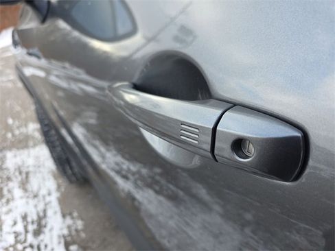 Certified 2022 Nissan Pathfinder S image 29