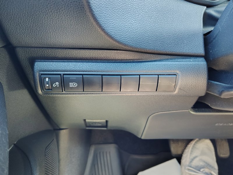 Used 2024 Toyota Corolla SE FWD image 23