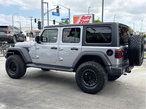 Used 2018 Jeep Wrangler Unlimited Sport S AWD/4WD image 45