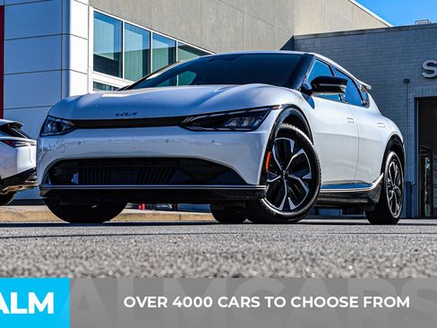 Used 2022 Kia EV6 Wind image 3