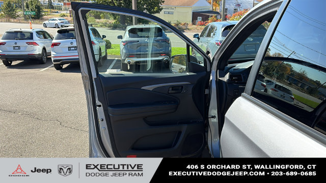 Used 2023 Honda Passport TrailSport image 8