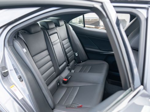 Used 2016 Lexus IS 300 AWD w/ F Sport Package image 18