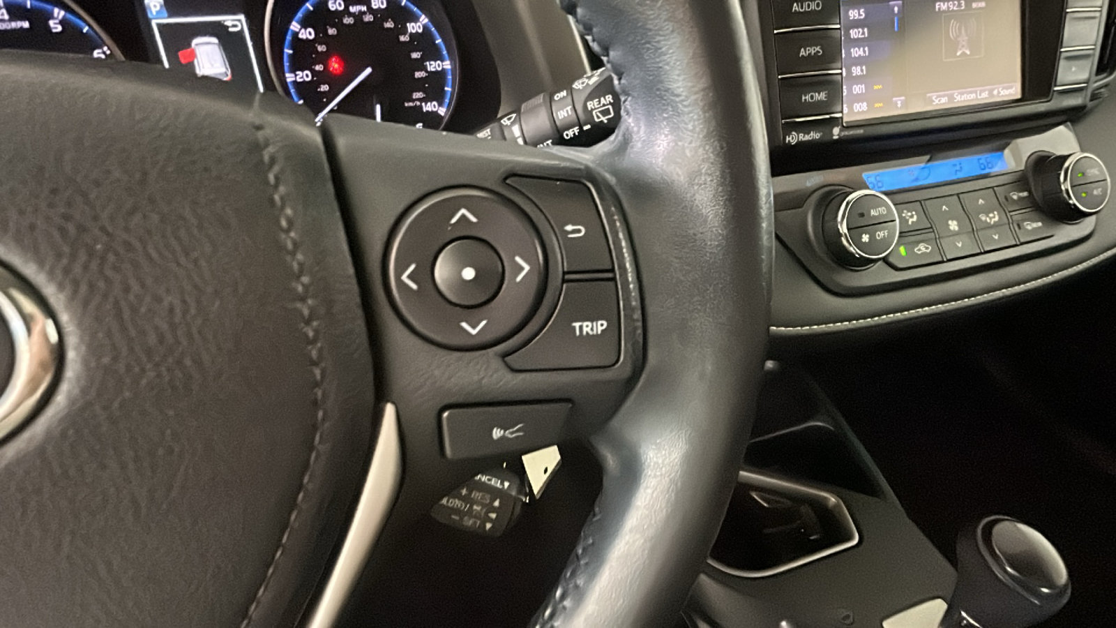 Used 2017 Toyota RAV4 XLE w/ All Weather Liner Package AWD/4WD image 20