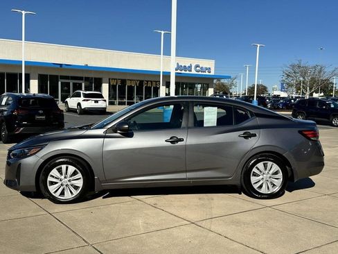 Used 2024 Nissan Sentra S image 24