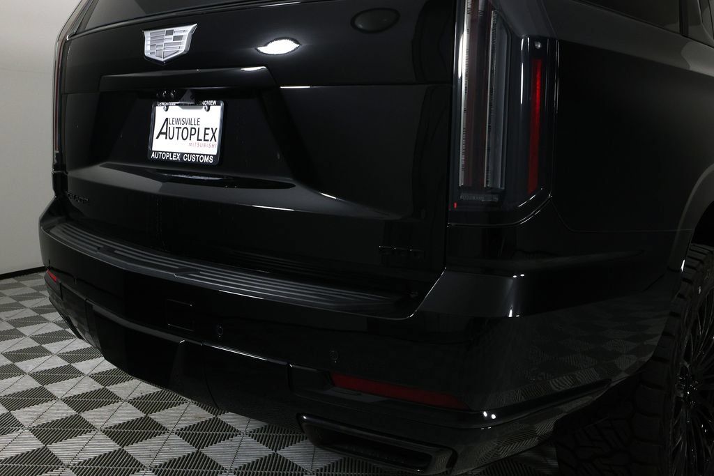 Used 2026 Cadillac Escalade Sport w/ LPO, ONYX Package AWD/4WD image 54