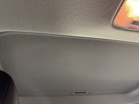 Certified 2025 Hyundai Elantra SEL image 32