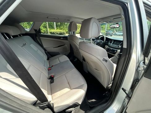 Used 2018 Hyundai Tucson Value FWD image 36