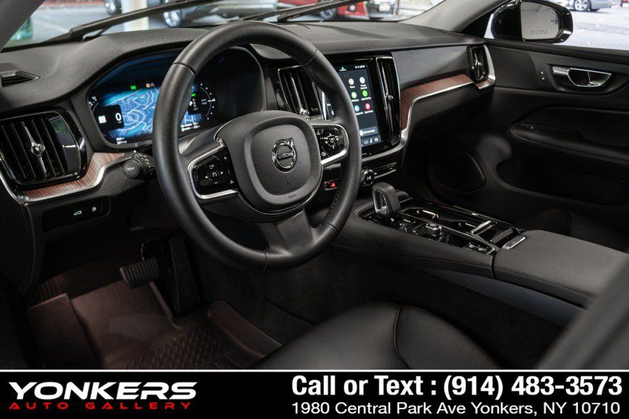 Used 2025 Volvo S60 T8 Plus AWD/4WD image 21