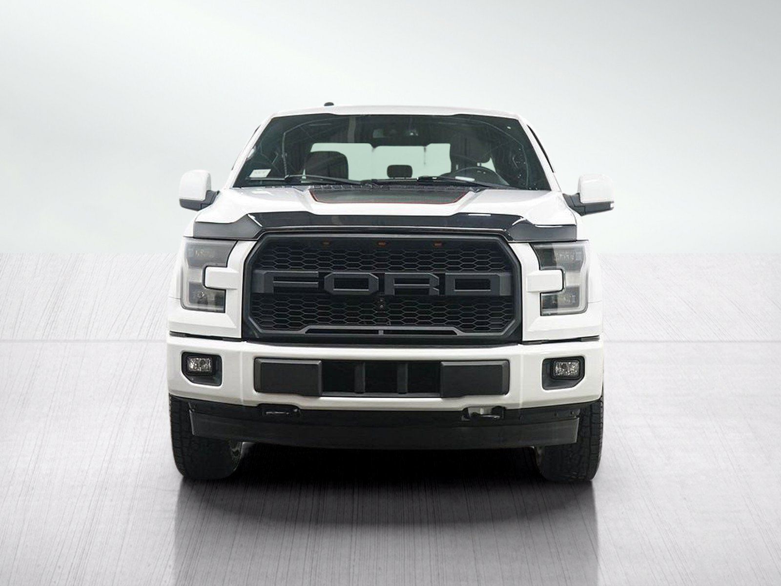 Used 2017 Ford F150 Lariat w/ Equipment Group 502A Luxury AWD/4WD image 9