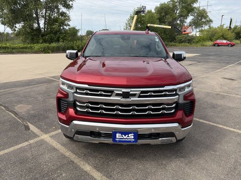 Used 2023 Chevrolet Silverado 1500 LTZ AWD/4WD image 2