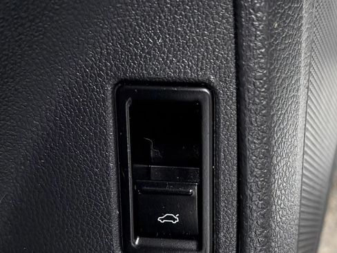 Used 2016 Volkswagen Jetta S FWD image 22