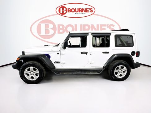 Used 2022 Jeep Wrangler Unlimited Sport w/ Sun And Sound Package image 9