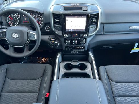 New 2026 RAM 1500 4x4 Crew Cab image 12