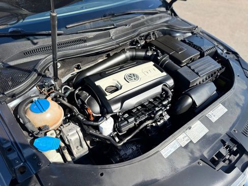 Used 2013 Volkswagen CC Sport Plus image 34