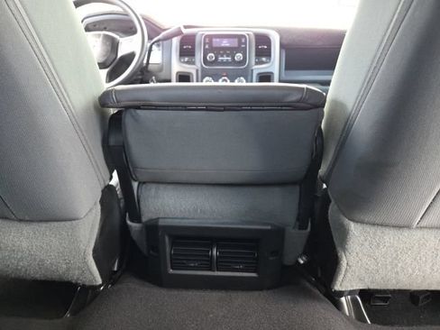 Used 2015 RAM 3500 Tradesman w/ Chrome Appearance Group RWD image 22