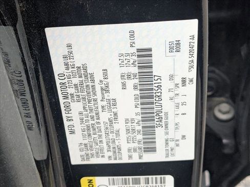 Used 2016 Ford Fusion SE image 23